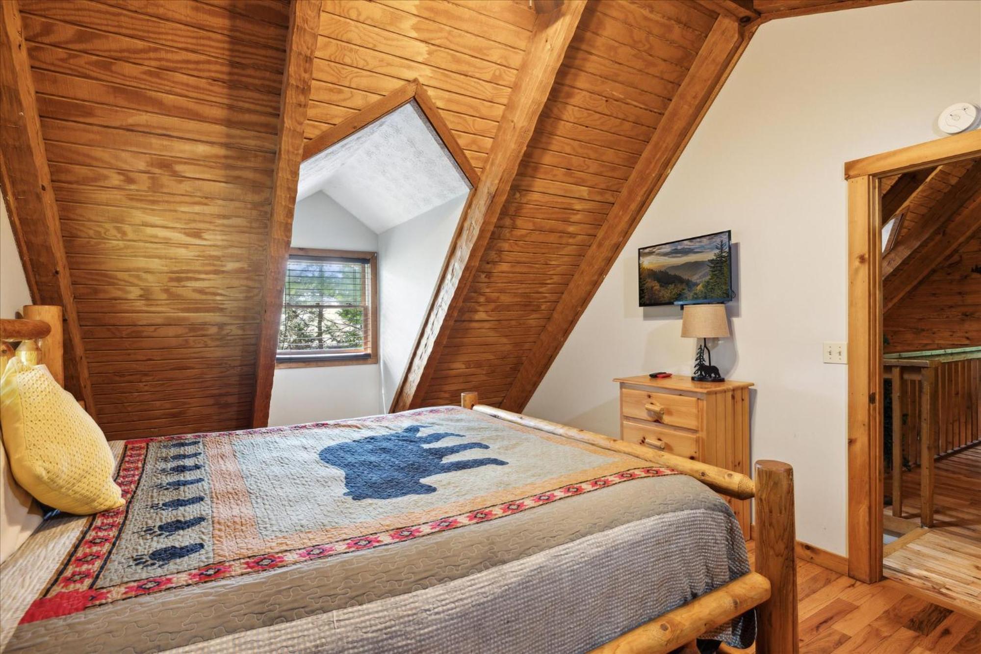 A Charming Cabin, Pool, Firepit, Hot Tub-Jacuzzi Gatlinburg Exterior photo